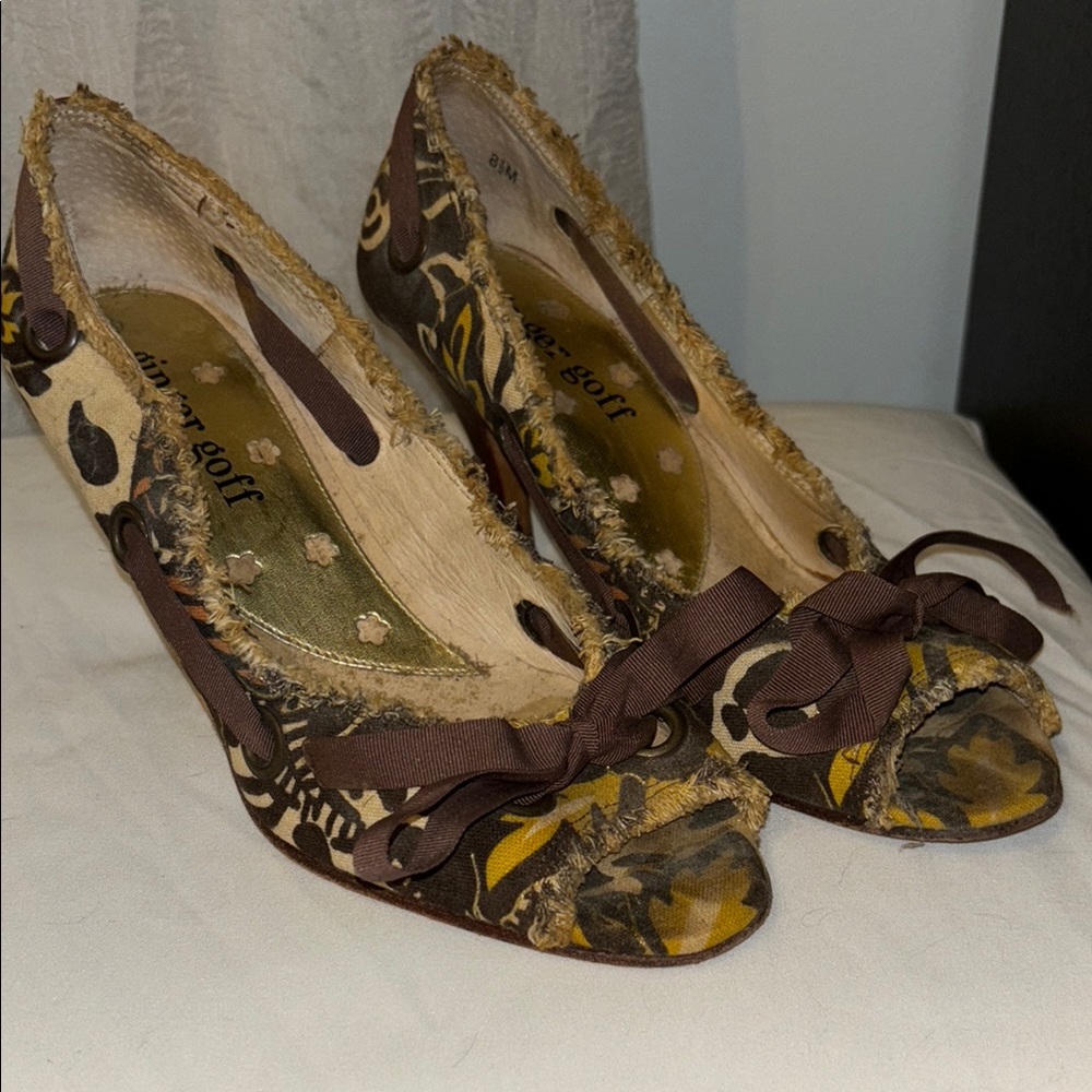 Ginger Goff Fabric Print Womens Womens Open Toe Heels Size 8.5